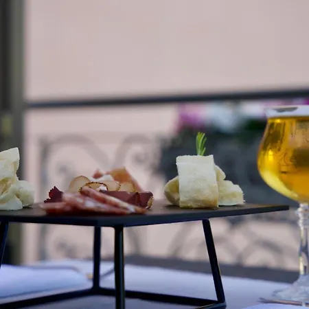 Seta 3* בלאג'יו