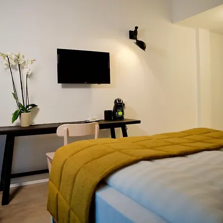 Seta 3* בלאג'יו