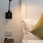 Seta Hotel